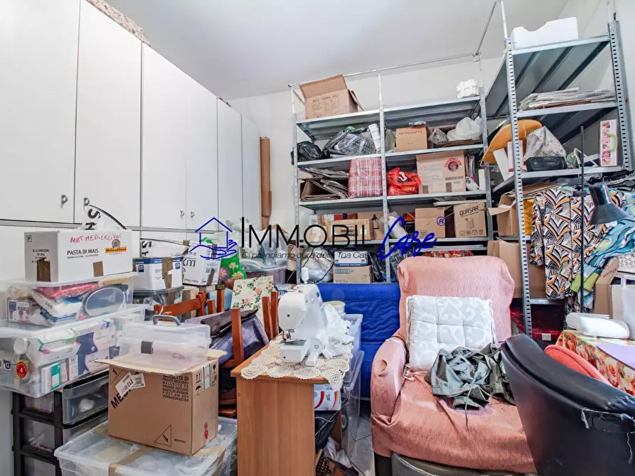 Immagine 5 di Appartamento in vendita  a Livorno