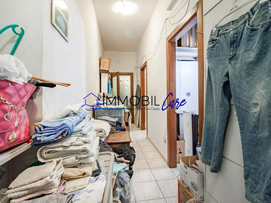 Immagine 8 di Appartamento in vendita  a Livorno