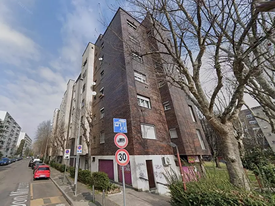 Immagine 2 di Appartamento in vendita  a Cesano Boscone