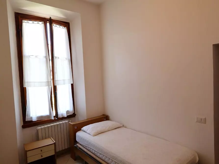 Immagine 18 di Appartamento in vendita  a Poggibonsi