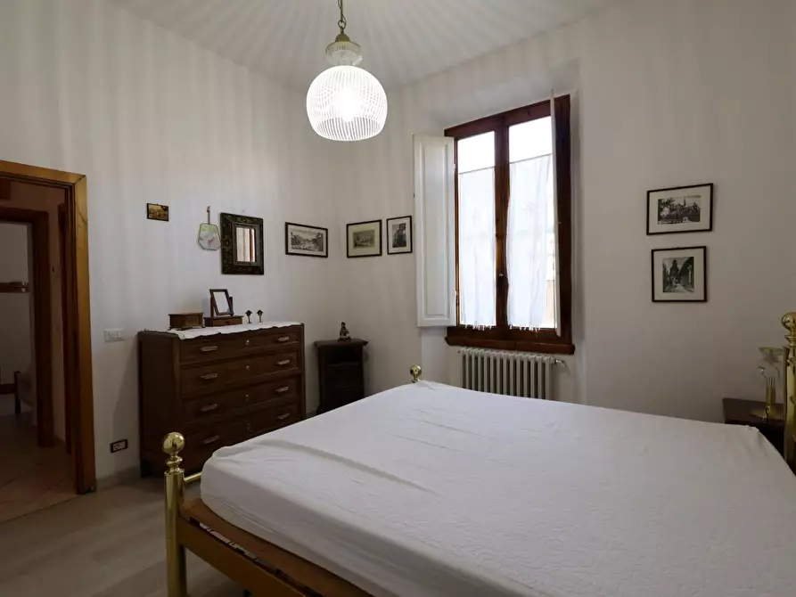 Immagine 14 di Appartamento in vendita  a Poggibonsi