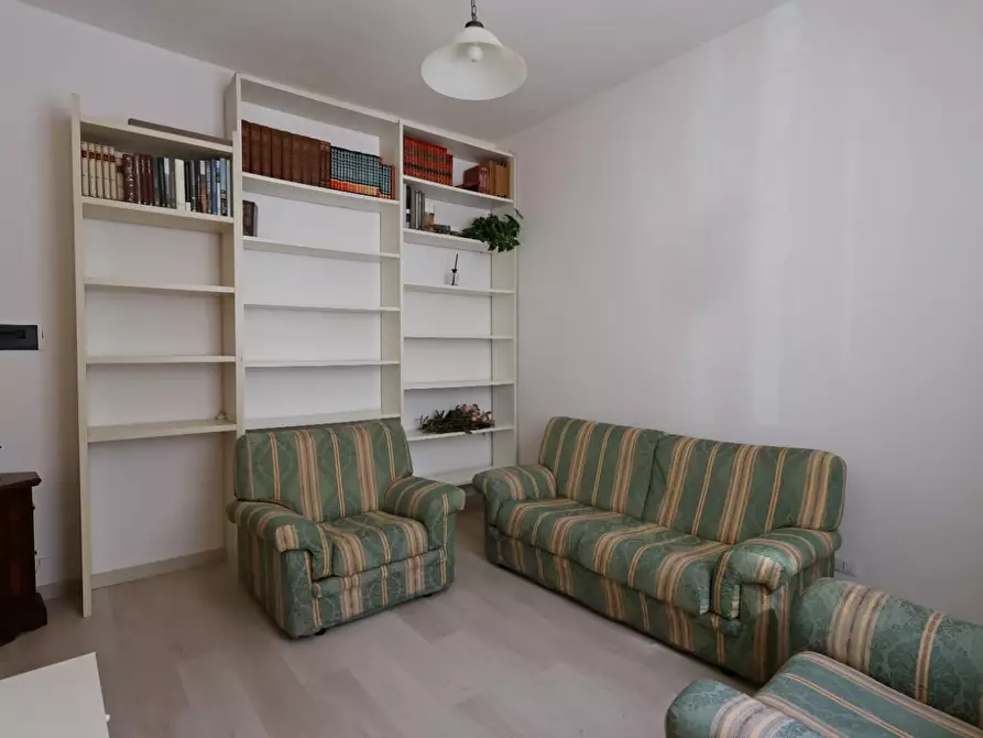 Immagine 2 di Appartamento in vendita  a Poggibonsi