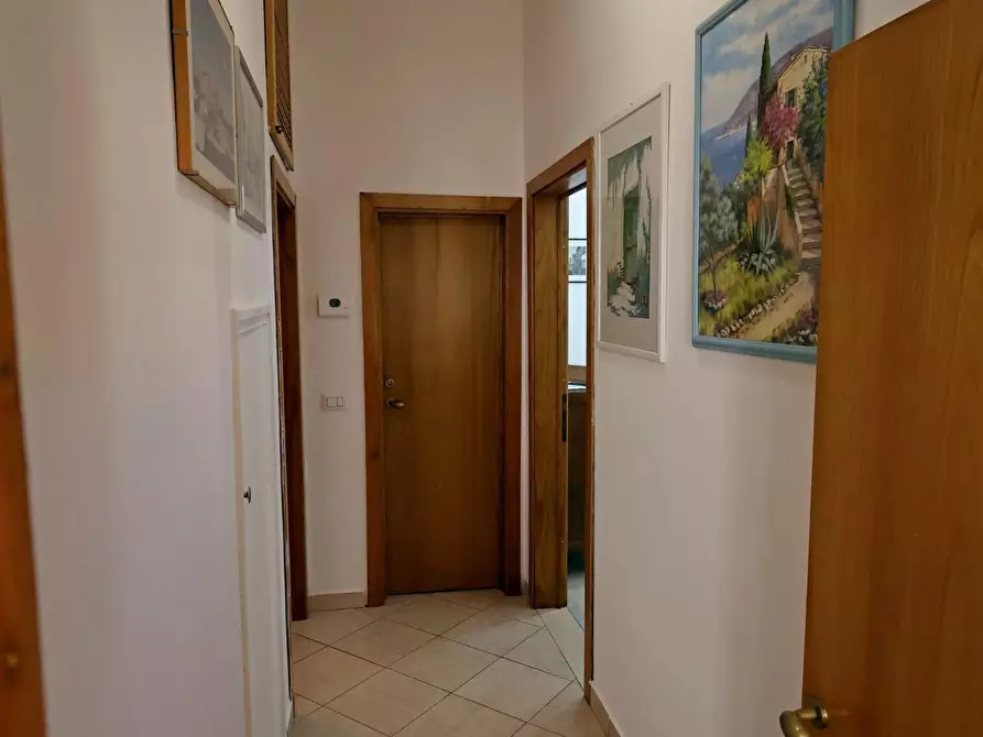 Immagine 8 di Appartamento in vendita  a Poggibonsi