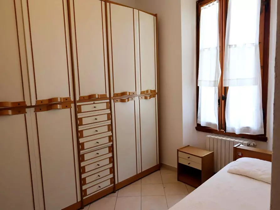 Immagine 17 di Appartamento in vendita  a Poggibonsi