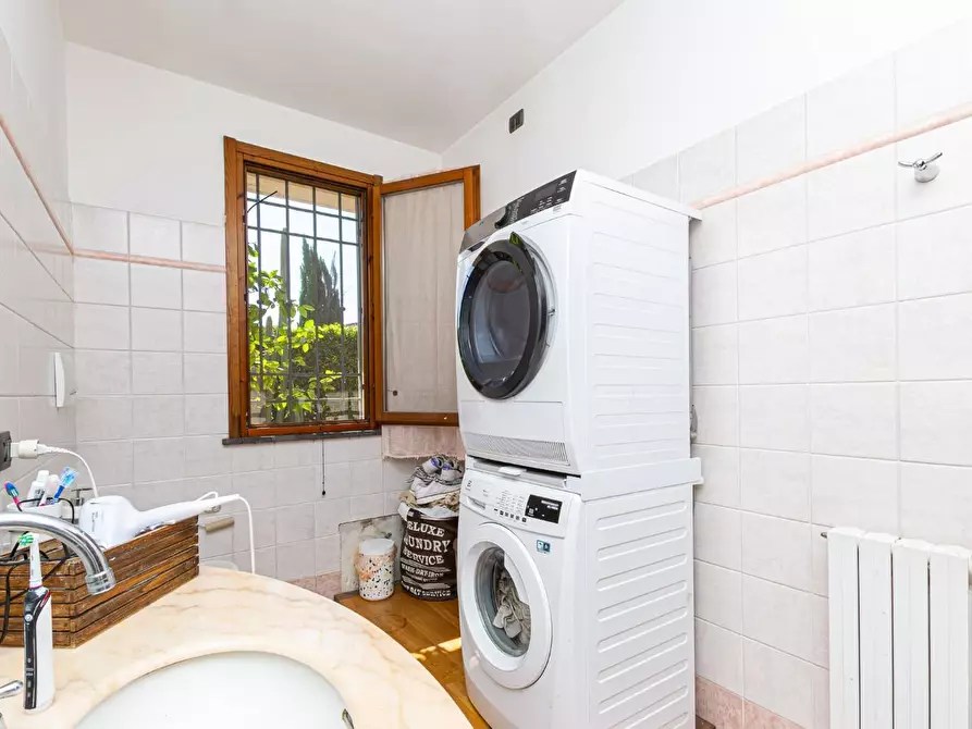 Immagine 26 di Appartamento in vendita  a Ponsacco