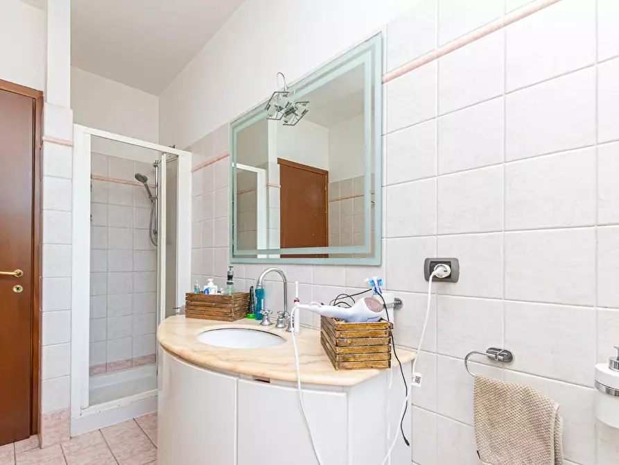 Immagine 13 di Appartamento in vendita  a Ponsacco