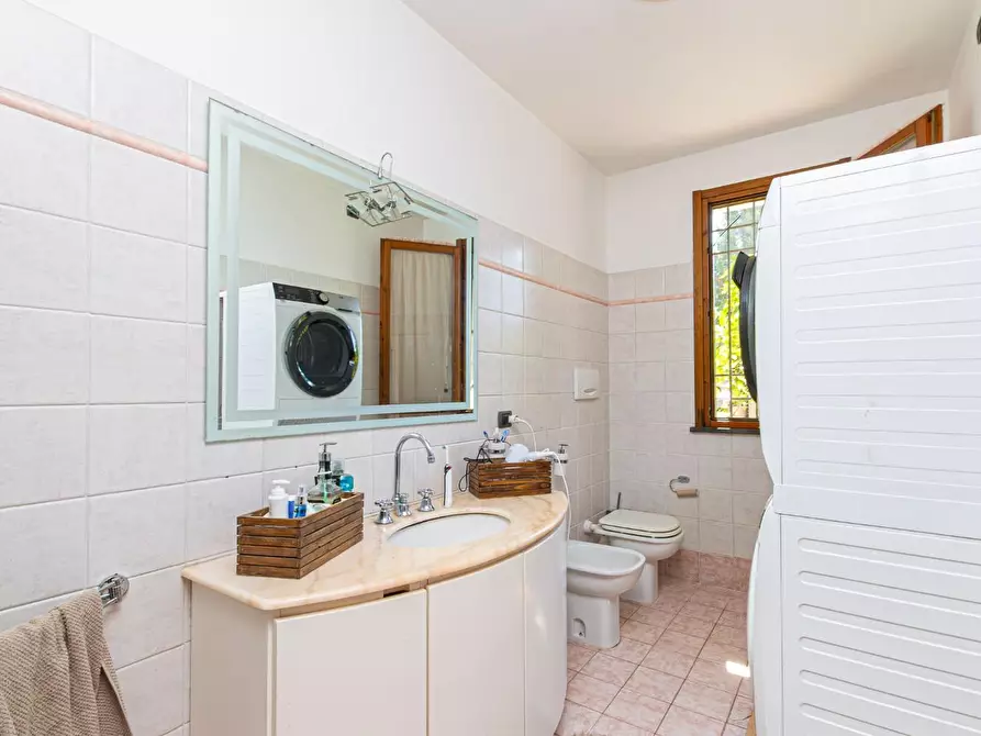 Immagine 12 di Appartamento in vendita  a Ponsacco