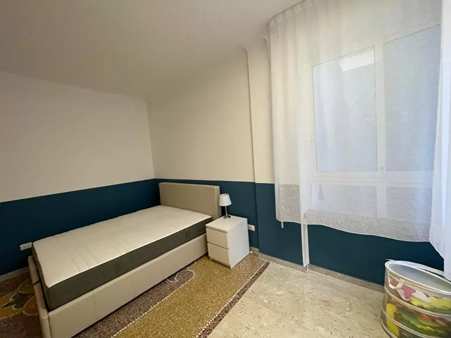 Immagine 11 di Appartamento in vendita  a Taranto