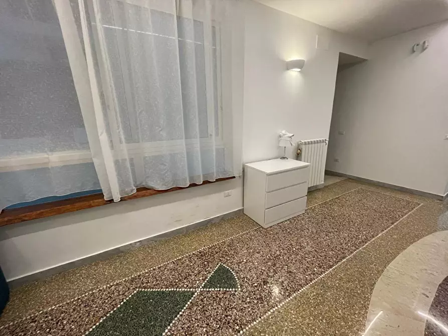 Immagine 18 di Appartamento in vendita  a Taranto