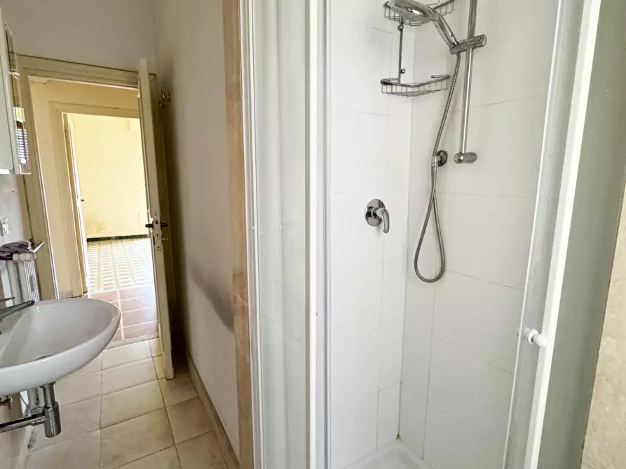 Immagine 13 di Appartamento in affitto  a Pisa