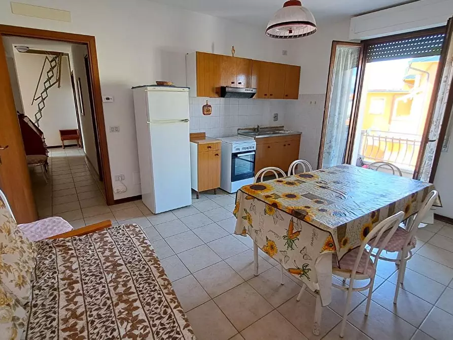 Immagine 5 di Appartamento in vendita  a Rosignano Marittimo