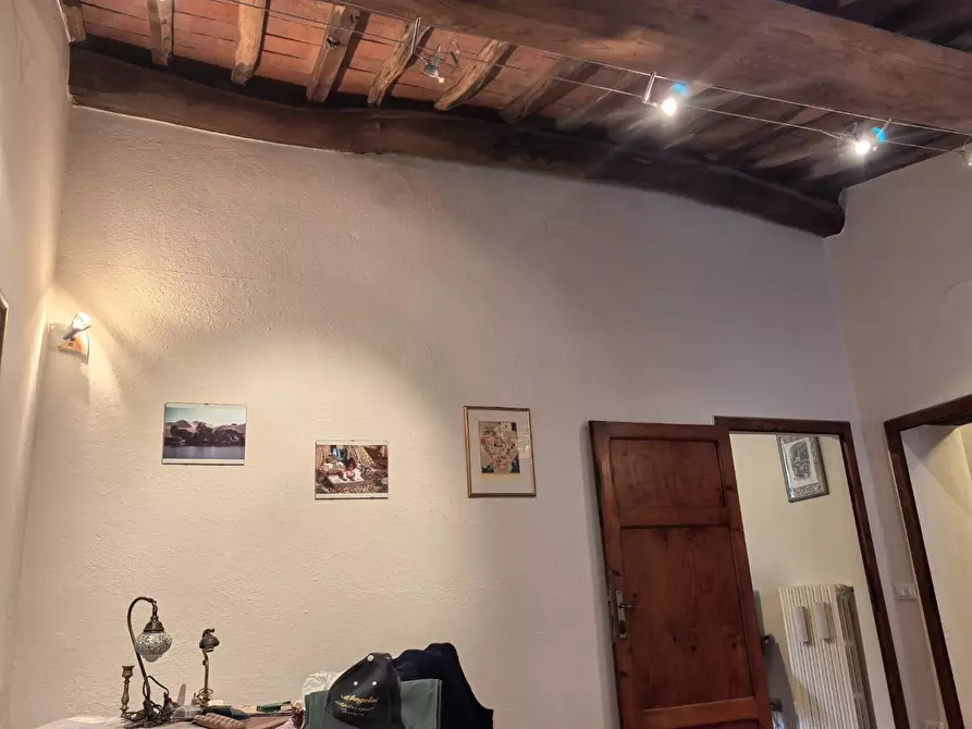 Immagine 25 di Rustico / casale in vendita  a Buti