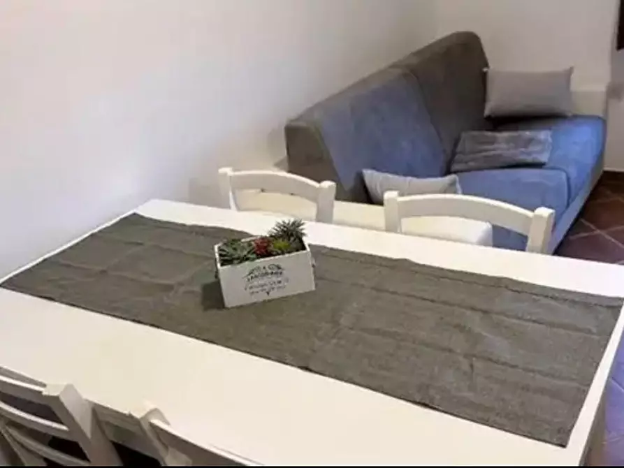 Immagine 9 di Appartamento in vendita  a Siena