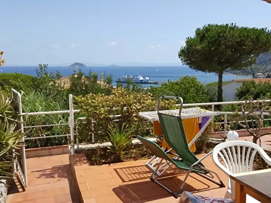 Immagine 1 di Appartamento in vendita  a Rio Marina