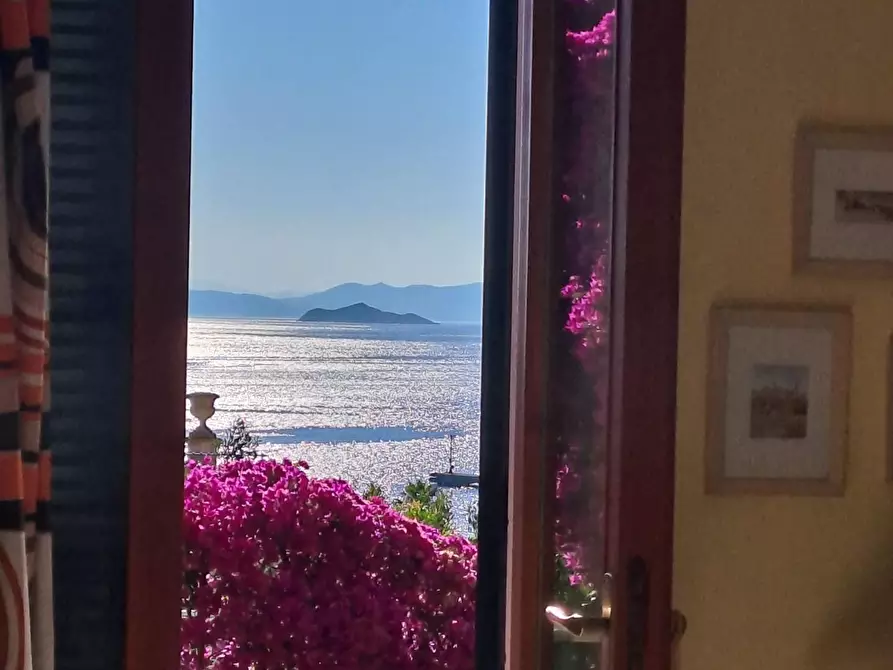 Immagine 31 di Appartamento in vendita  a Rio Marina