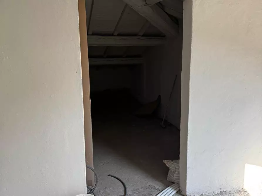 Immagine 14 di Appartamento in vendita  a Siena