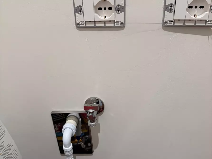 Immagine 12 di Appartamento in vendita  a Siena