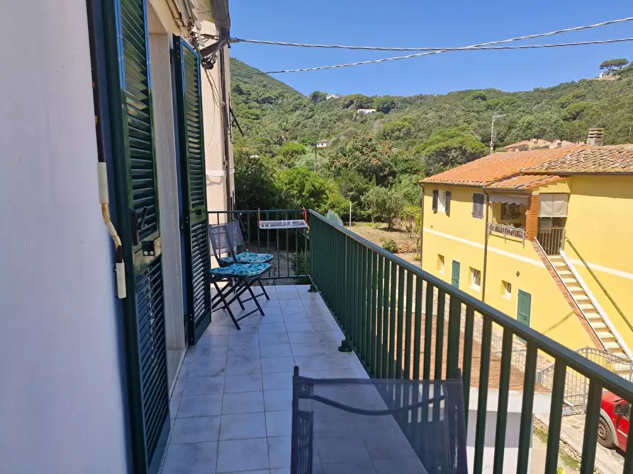 Immagine 3 di Appartamento in vendita  a Rio Marina