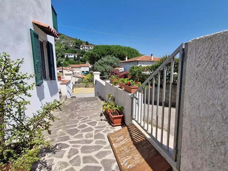 Immagine 21 di Appartamento in vendita  a Rio Marina