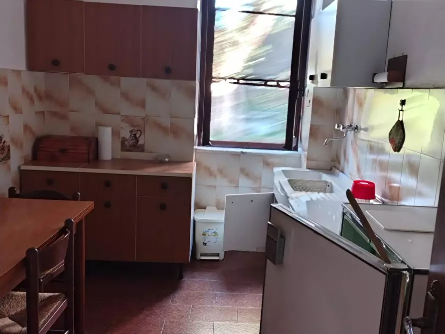 Immagine 11 di Porzione di casa in vendita  a Carrara