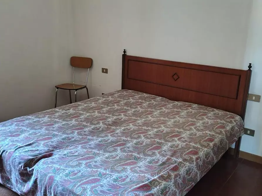 Immagine 1 di Porzione di casa in vendita  a Carrara