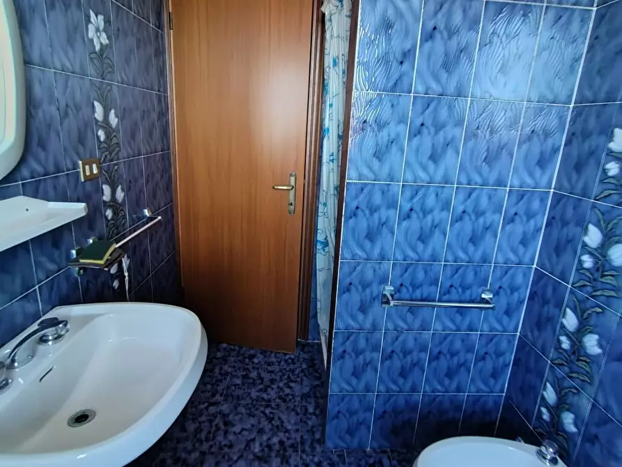 Immagine 8 di Porzione di casa in vendita  a Carrara