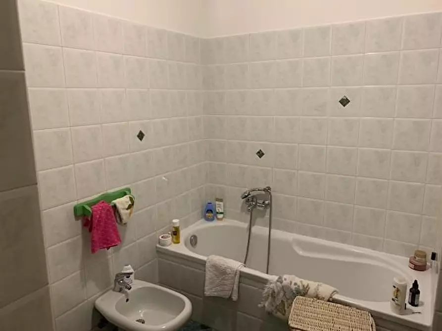 Immagine 7 di Casa quadrifamiliare in vendita  a Massa E Cozzile