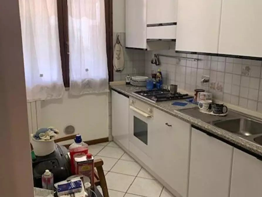 Immagine 4 di Casa quadrifamiliare in vendita  a Massa E Cozzile