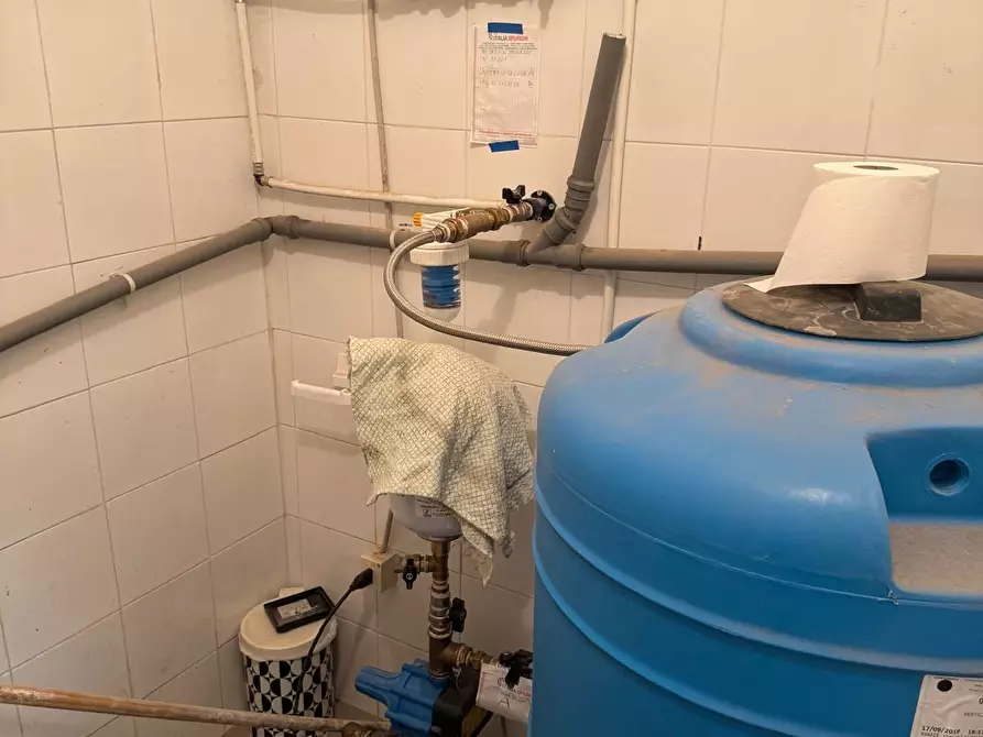 Immagine 17 di Appartamento in vendita  a Siena