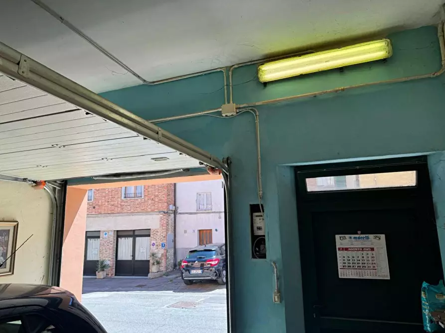 Immagine 14 di Appartamento in vendita  a Siena