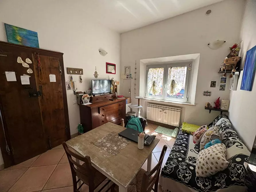 Immagine 1 di Appartamento in vendita  a Siena