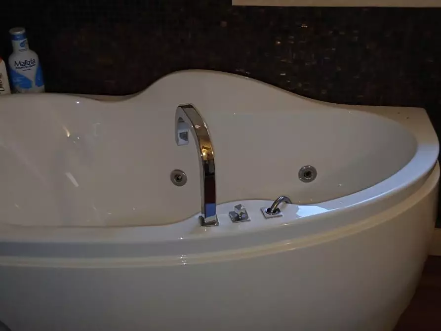 Immagine 57 di Terratetto in vendita  a Massa