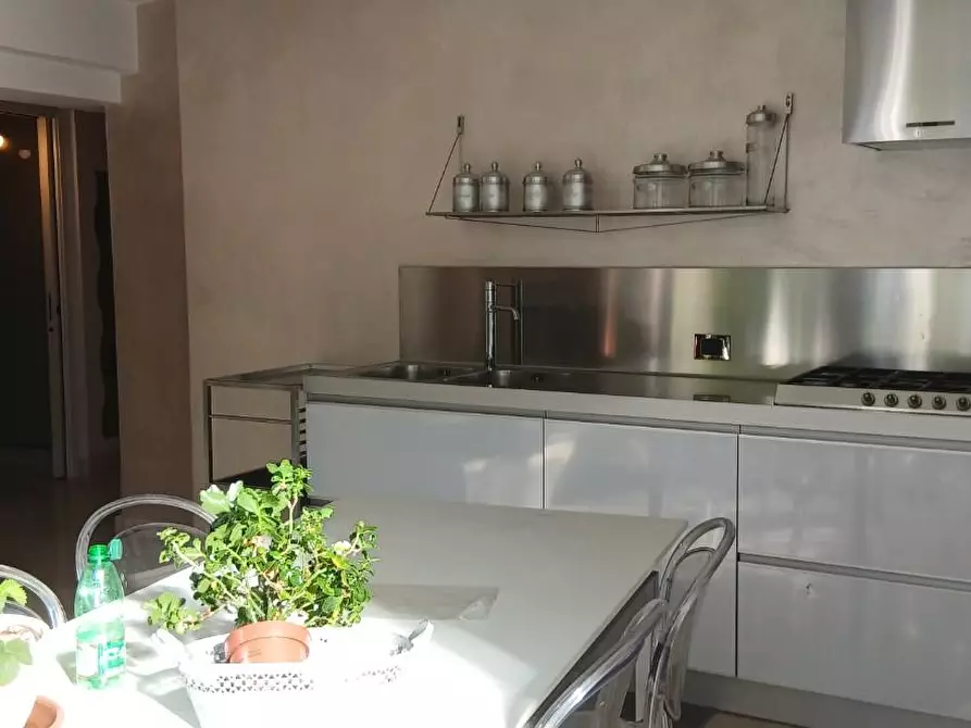 Immagine 1 di Terratetto in vendita  a Massa