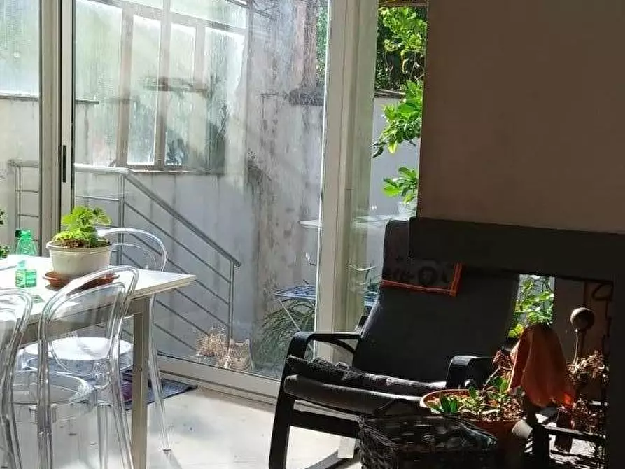 Immagine 41 di Terratetto in vendita  a Massa