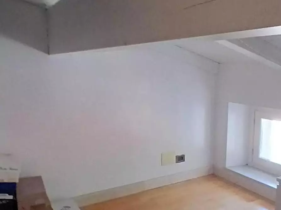 Immagine 17 di Terratetto in vendita  a Massa