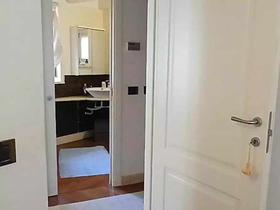 Immagine 29 di Terratetto in vendita  a Massa