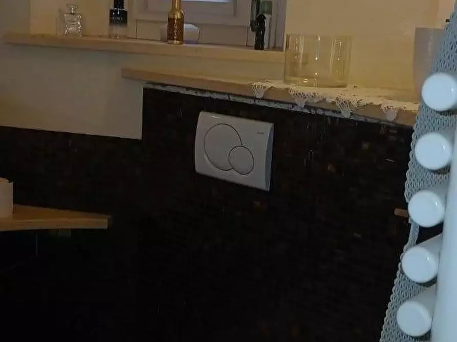 Immagine 54 di Terratetto in vendita  a Massa