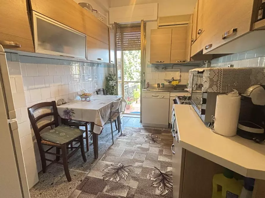 Immagine 8 di Appartamento in vendita  a Cascina