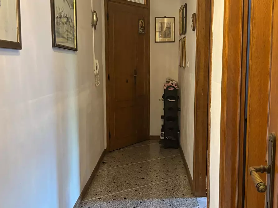 Immagine 3 di Appartamento in vendita  a Cascina