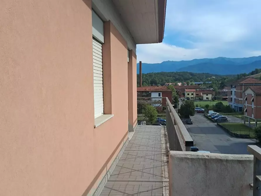 Immagine 10 di Mansarda in vendita  a Aulla