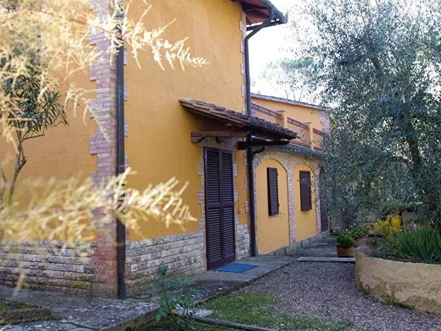 Immagine 2 di Villa in vendita  a Castelnuovo Berardenga