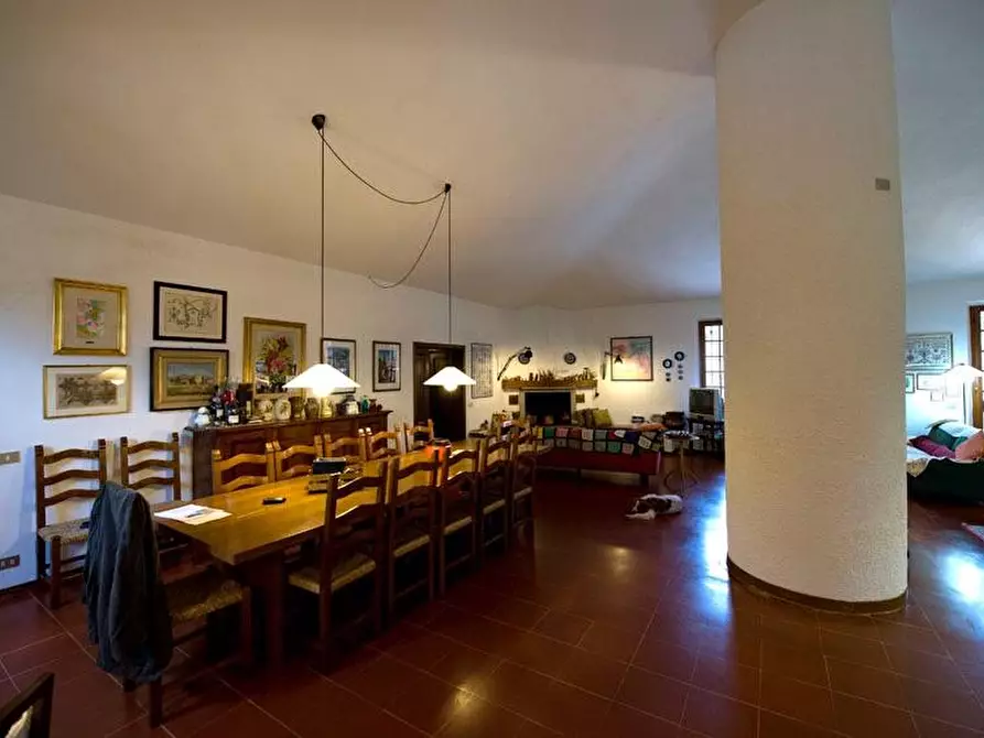 Immagine 11 di Villa in vendita  a Castelnuovo Berardenga