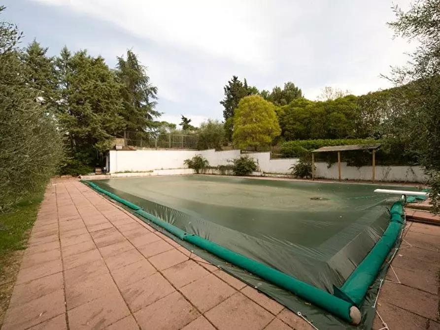 Immagine 5 di Villa in vendita  a Castelnuovo Berardenga