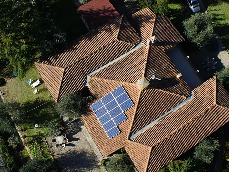 Immagine 1 di Villa in vendita  a Castelnuovo Berardenga