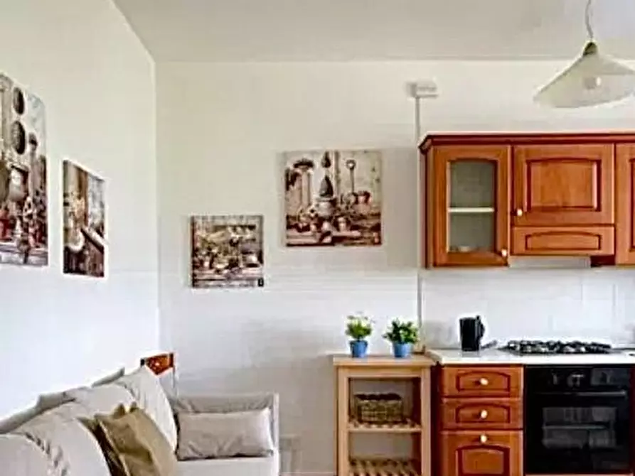 Immagine 7 di Porzione di casa in vendita  a Siena