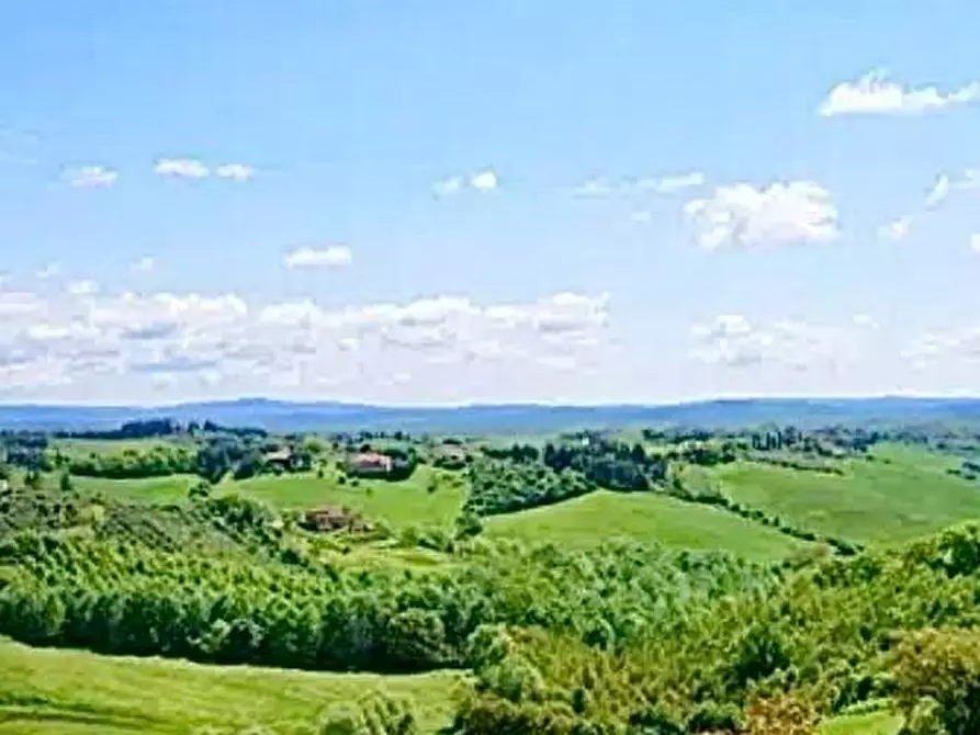 Immagine 5 di Porzione di casa in vendita  a Siena