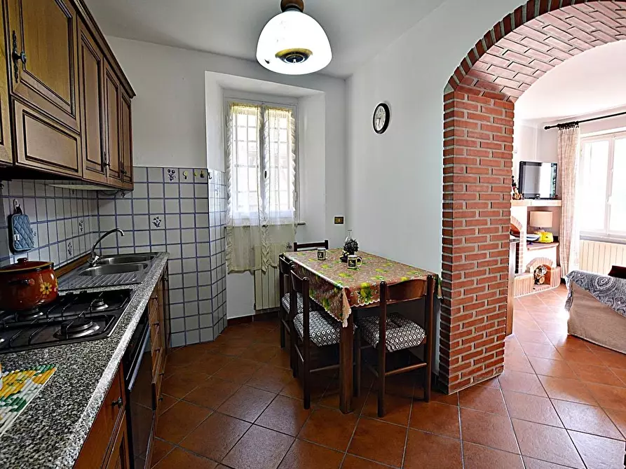 Immagine 23 di Casa semindipendente in vendita  a Stazzema