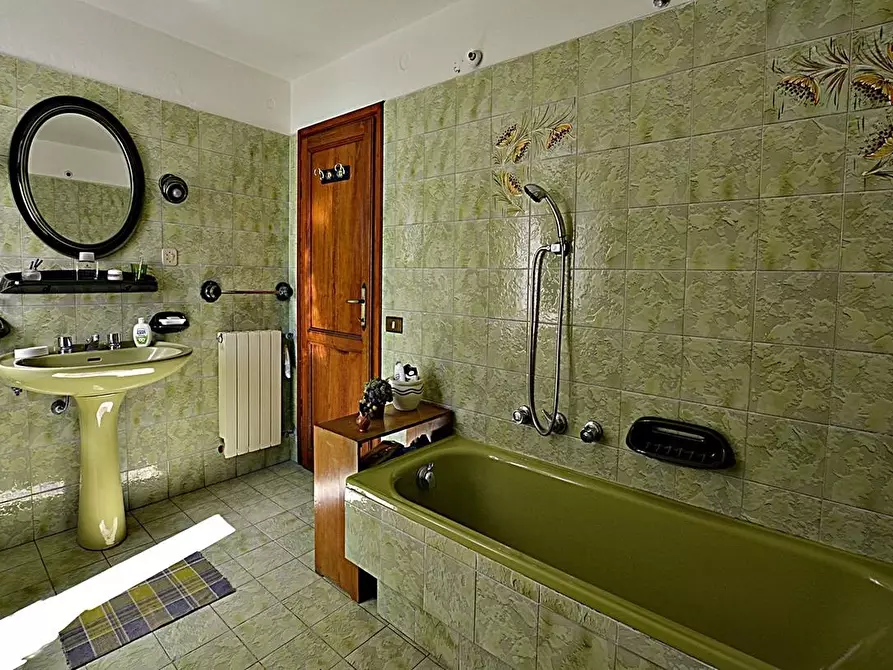 Immagine 16 di Casa semindipendente in vendita  a Stazzema