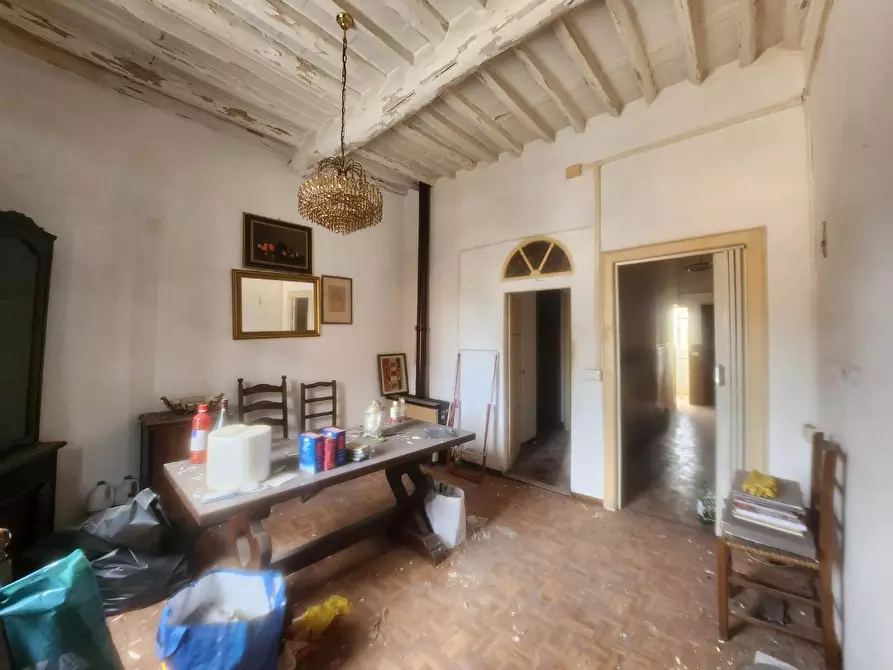 Immagine 6 di Appartamento in vendita  a Lucca