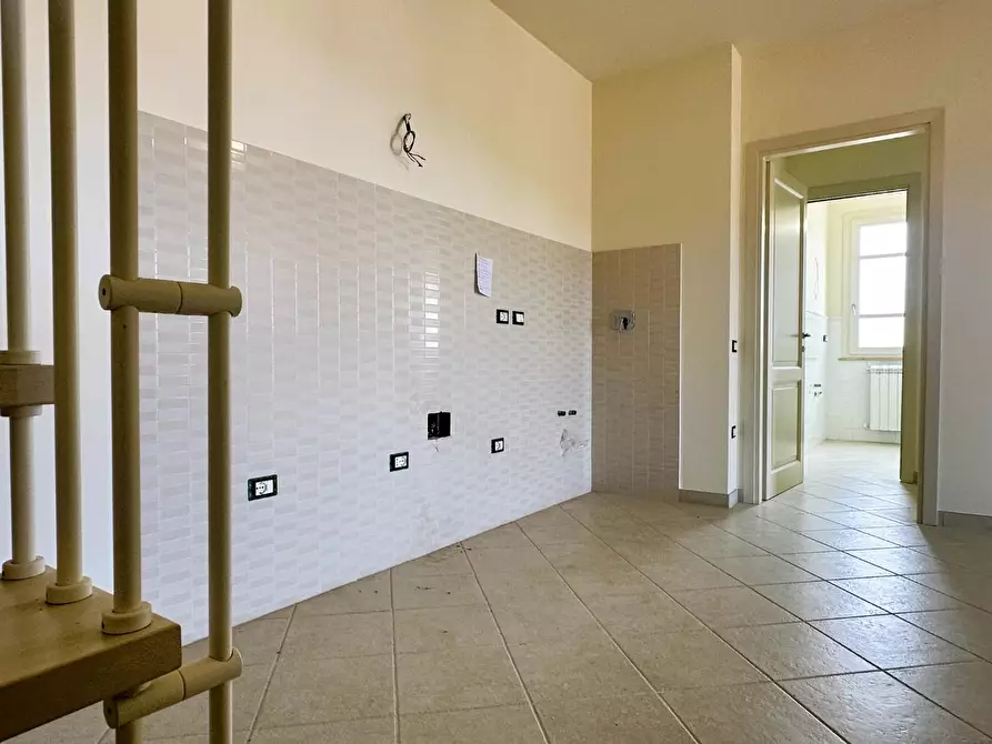 Immagine 18 di Appartamento in vendita  a Rosignano Marittimo